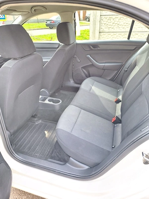 Skoda Rapid 1.2 TSI  86Cp - Primul proprietar  - imagine 10