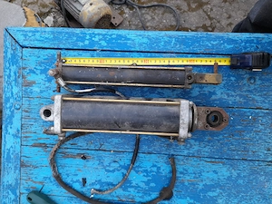 Pistoane hidraulice set