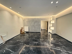 Spatiu comercial de inchiriat in zona Unirii in apropiere de metrou - imagine 6