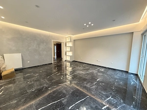 Spatiu comercial de inchiriat in zona Unirii in apropiere de metrou - imagine 7