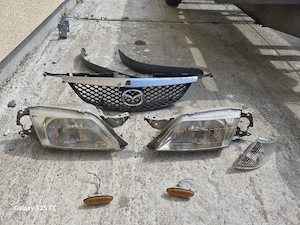 vand faruri si semnalizări Mazda Premacy