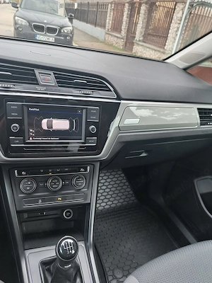  Vand VW Touran 2019 1.6 TDI euro 6, 176 000 km. - imagine 9