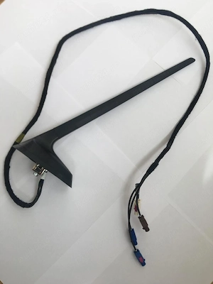 Vând Antenă auto Dacia Duster III