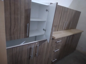 Vând mobila noua 2,30!