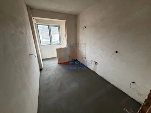Apartament cu 2 camere, Hlincea, etajul 1 - 61.93mp + balcon 3.85mp - imagine 4