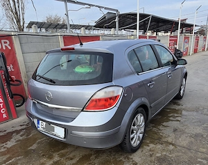 Opel Astra H 1.6  - imagine 8