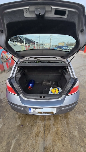 Opel Astra H 1.6  - imagine 2