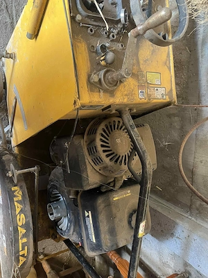 Masalta-masina tăiat beton-asfalt 