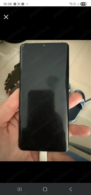 Huawei P30 pro de piese placa de bază funcțională și restul pieselor se dă de piese .detalii în priv