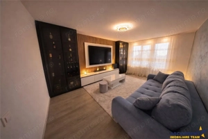 Apartament 2 camere decomandat, luminos, vedere pe 2 parti, zona Craiter Brasov