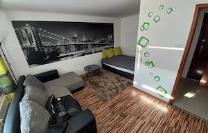 Garsoniera de inchiriat zona Tractorul 