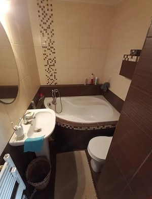 Garsoniera de inchiriat zona Tractorul  - imagine 3