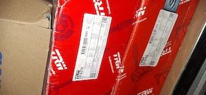 Vand discuri noi  nouțe 