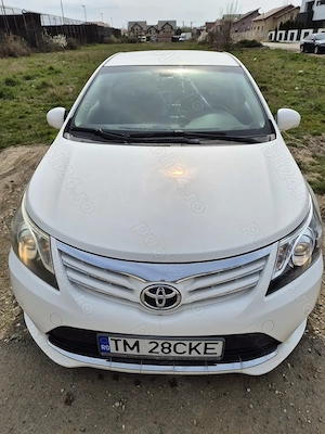 Toyota Avensis 2.2 D-CAT Luxury Aut. (Consola argintie)