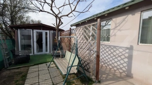 Bucșani Casă individuală de vânzare – ideală pentru locuință familială - imagine 4