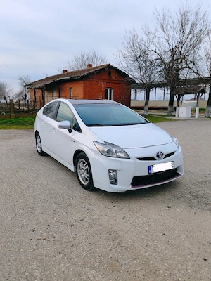 Toyota prius 3 hibrid - imagine 5