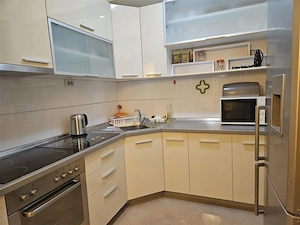  inchiriere apartament de 2 camre situat in zona rahova. - imagine 2