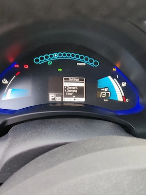 Nissan leaf electric  - imagine 4