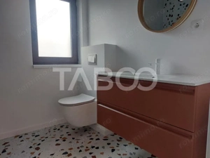 Casa prima inchiriere 5 camere curte 420 mp zona linistita Cisnadie - imagine 11