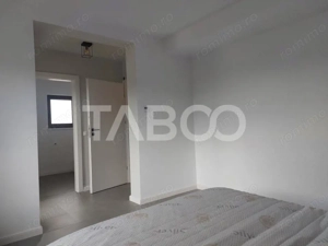 Casa prima inchiriere 5 camere curte 420 mp zona linistita Cisnadie - imagine 8