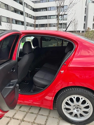 Fiat Tipo 1.4 95CP euro 6 45.000KM achizitionata din reprezentanta - imagine 7