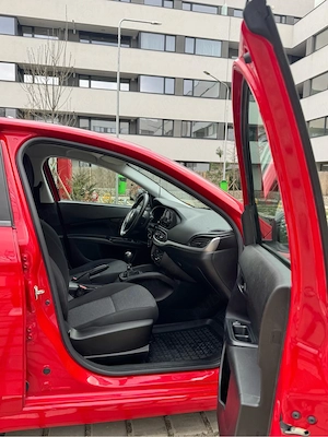 Fiat Tipo 1.4 95CP euro 6 45.000KM achizitionata din reprezentanta - imagine 9