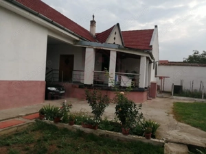 PROPRIETATE CU 2 CASE ȘI CURTE\VALEA TIMIȘULUI\JUD.CS - imagine 3