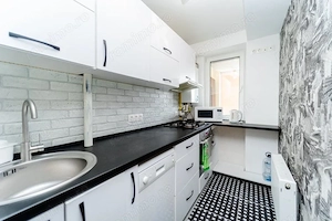 Garsoniera situata in zona Grozavesti - imagine 4