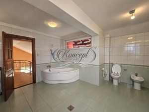 Casa individuala cu gradina generoasa in cartierul Europa - imagine 19