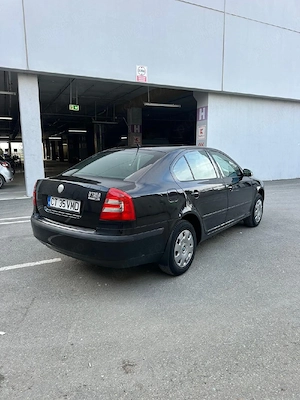 Vand Skoda octavia 2 1.6 mpi an fab 2008 pret negociabil  - imagine 5