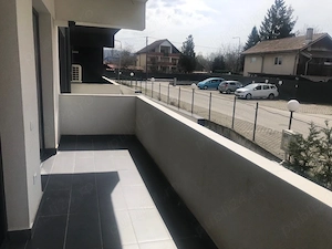 Proprietar Vand Ap doua camere Str Ostroveni 80 la 100 m de BulevardulDem Radulescu strazi paralele - imagine 5