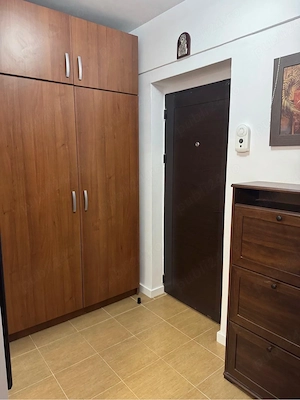 Garsoniera de inchiriat  - imagine 3