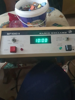 mf1050a test unit and battery charger - imagine 3