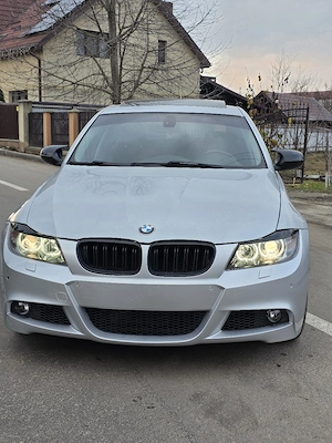 Bmw seria3 320D facelift - imagine 5