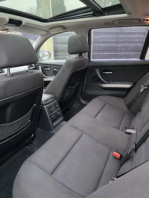 Bmw seria3 320D facelift - imagine 4