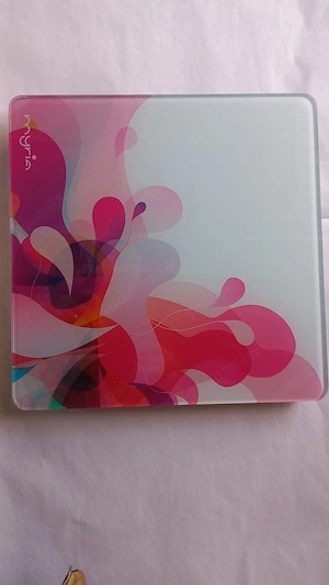 Cântar de persoane. Design ultra-subțire. Nou cu etichetă Myriam K