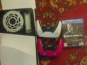Se vinde ps5 pentru piese sau ,lipsa ssd cu 2 controloare și joc