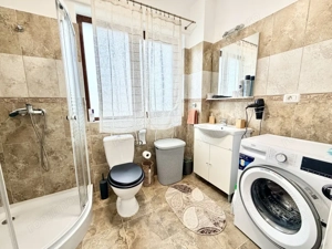 Locatie si spatiu - apartament cu 3 camere - 76.8 mp - Mosnita  - imagine 14