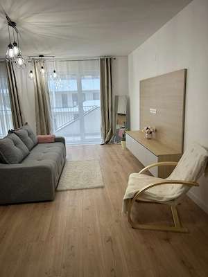 Inchiriez apartament 2 camere, Floresti,ansamblul rezidential Eroilor
