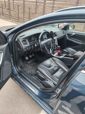 Vând Volvo V60 D2 - imagine 5