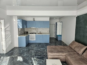 Închiriez apartament Mamaia-nord  - imagine 2