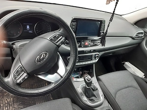 Hyundai i 30 wagon - imagine 4