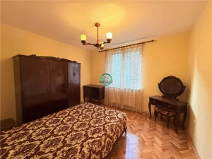 Inchiriez apartament cu 4 camere, 2 bai, etaj 1 in Dambu zona Profi - imagine 6