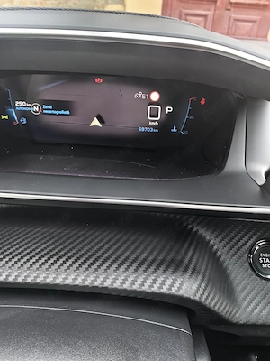 Peugeot 2008, 130 eat8 gt line din 2020  - imagine 3