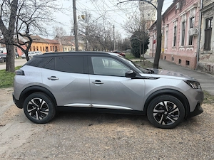 Peugeot 2008, 130 eat8 gt line din 2020  - imagine 2