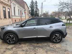 Peugeot 2008, 130 eat8 gt line din 2020  - imagine 9