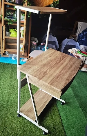 Birou din PAL și cadru metalic, cu raft depozitare,tăviță retractabilă