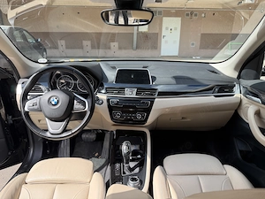 BMW x1 2018 sdrive 18i  - imagine 7