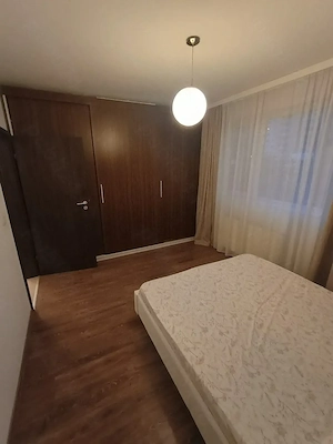 PROPRIETAR vand apartament cu 2 camere ,torontalului ,iris3 - imagine 4