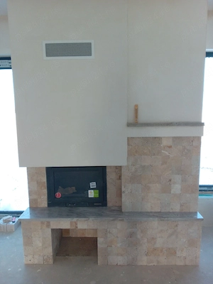 Soba de teracota si semineu - imagine 3